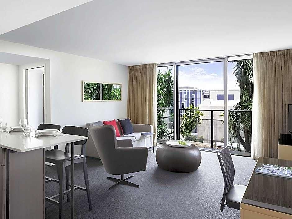 Mantra South Bank 4*