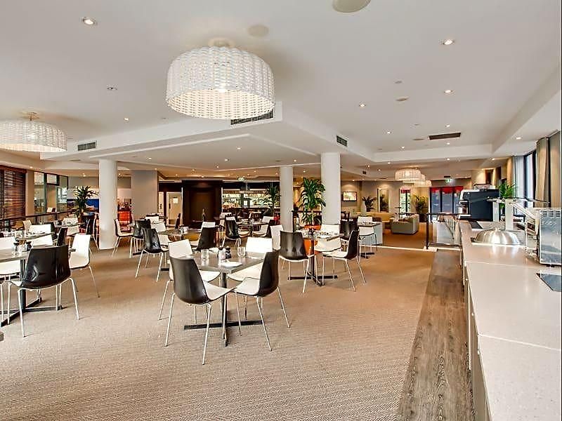 Adina Aparthotel