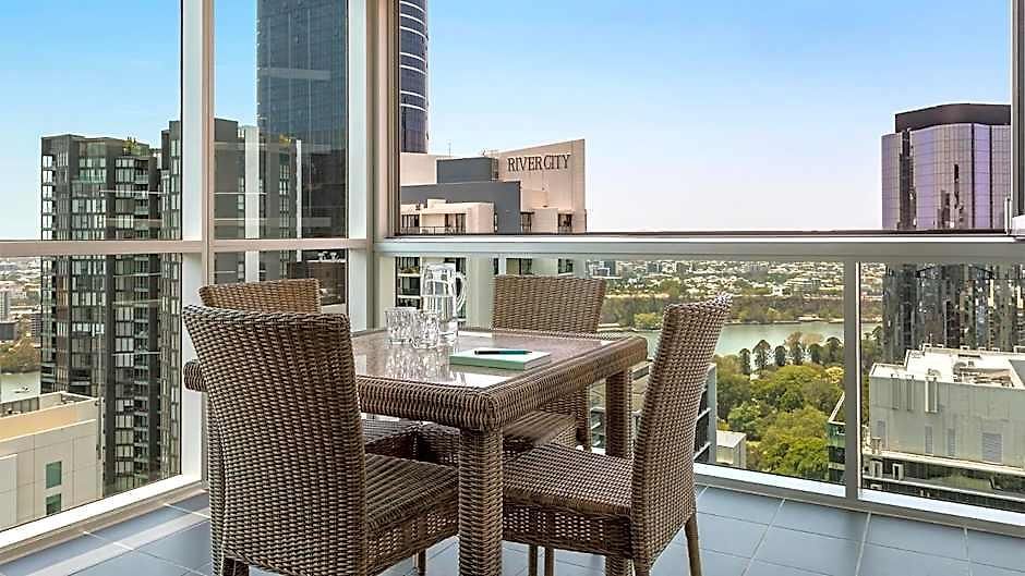 Oaks Festival Aparthotel