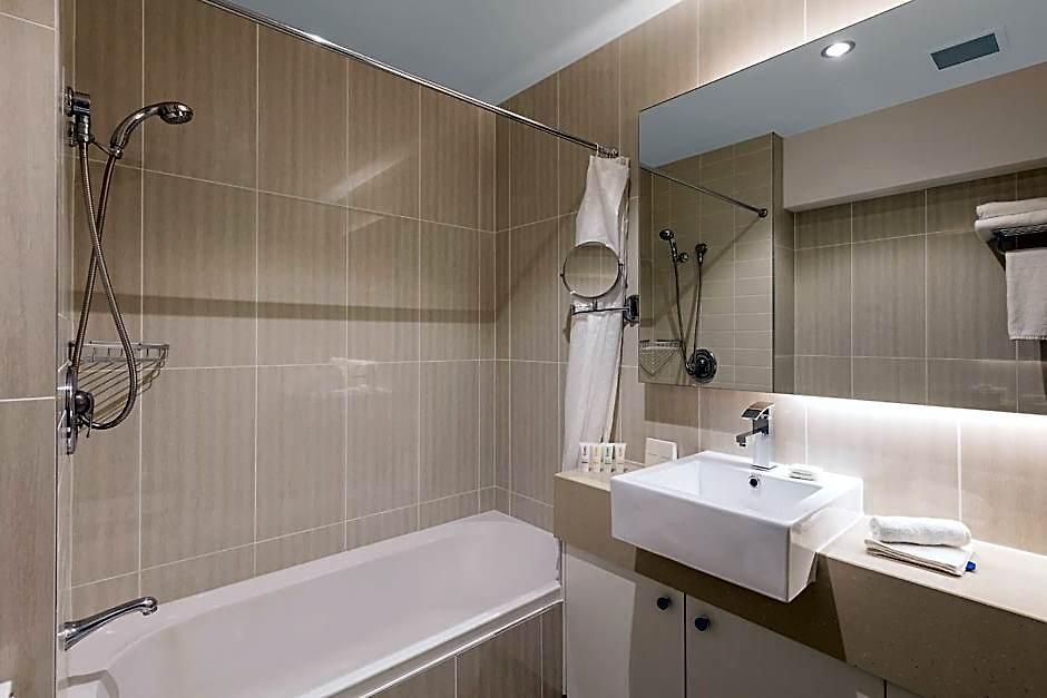 Diana Woolloongabba Brisbane