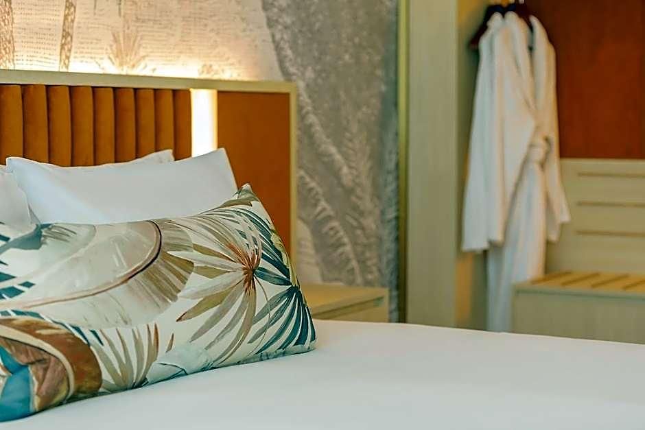 Hotel Amora