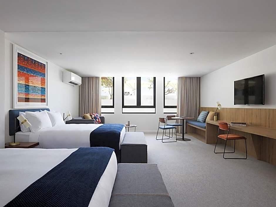 Hotel The Johnson - Art Series 4*