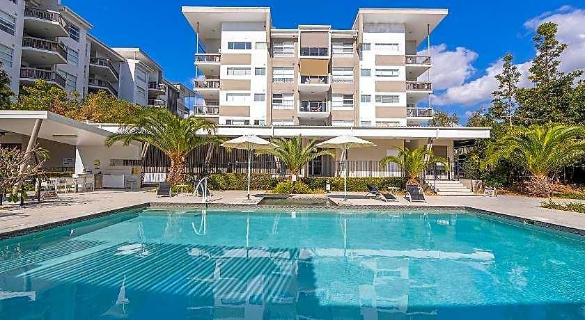 Boulevard North Lakes Hotel Brisbane