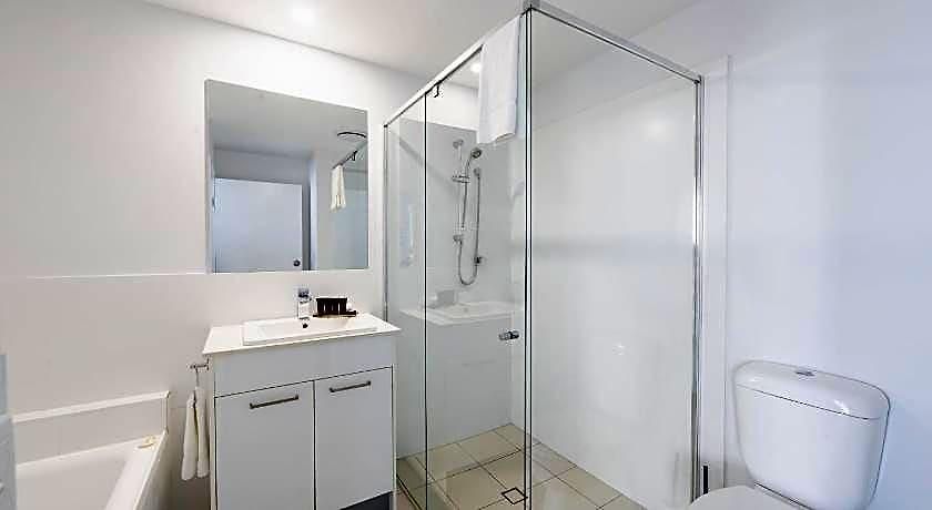 Boulevard North Lakes 4*