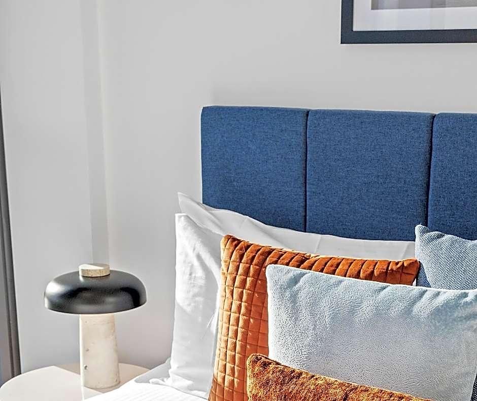 Queen's Wharf Residences - 44f *
