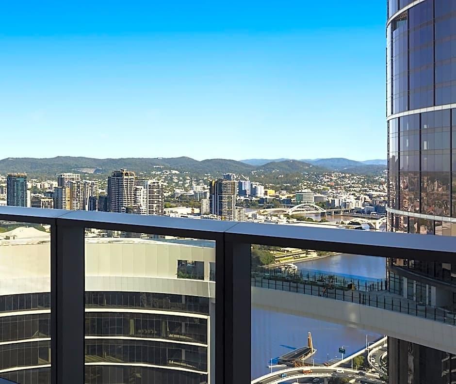 Queen's Wharf Residences - 44f Apartment