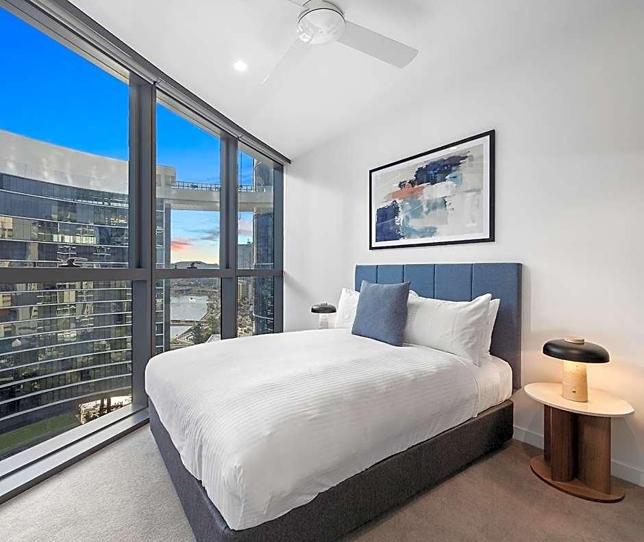Queen's Wharf Residences - 44f * Brisbane
