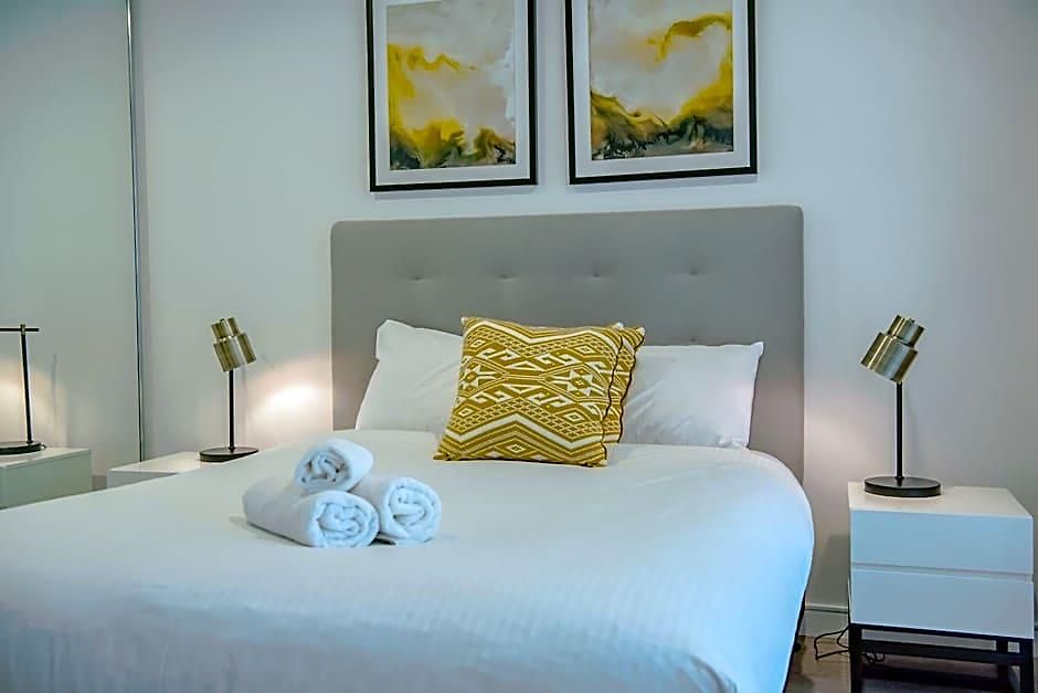 Hotel Airtrip On Tribune Street Brisbane
