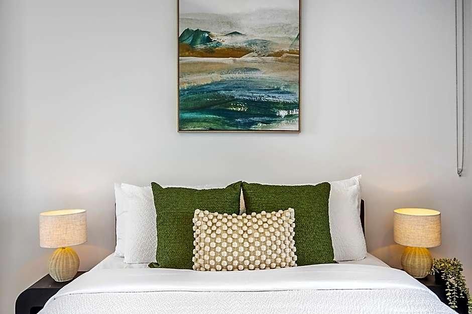 3br Family - King Beds, Parking & Views * Brisbane