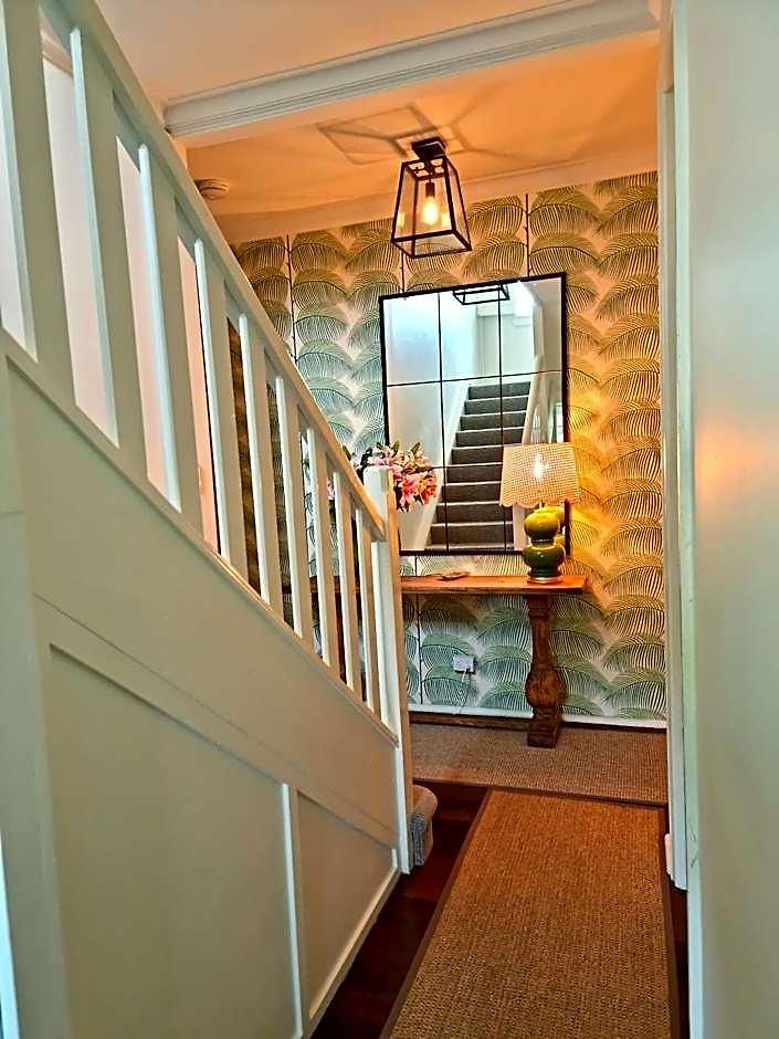 Edward New Fam Bed & Breakfast Brisbane