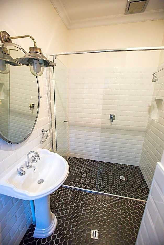 Bed & Breakfast Edward New Fam Brisbane