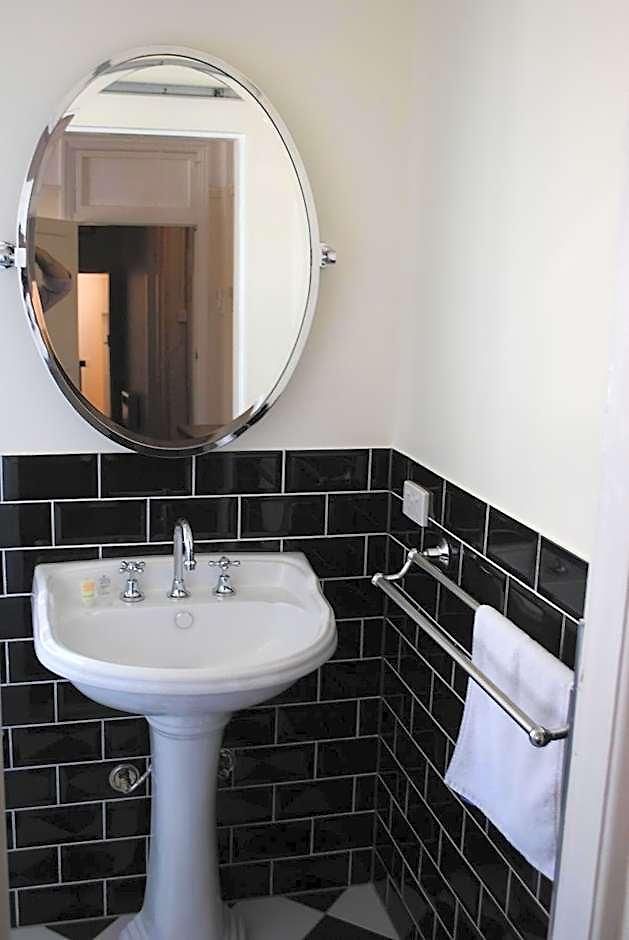 Bed & Breakfast Edward New Fam Brisbane