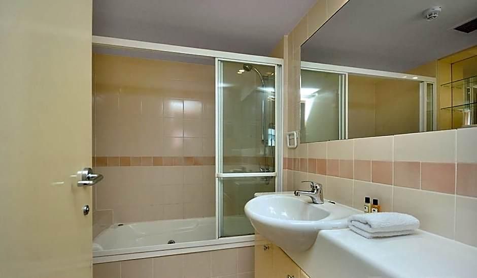 Aparthotel The Sedgebrook On Leichhardt 4*
