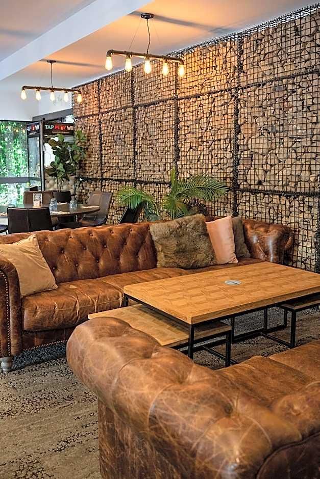 Salisbury Hotel 3*