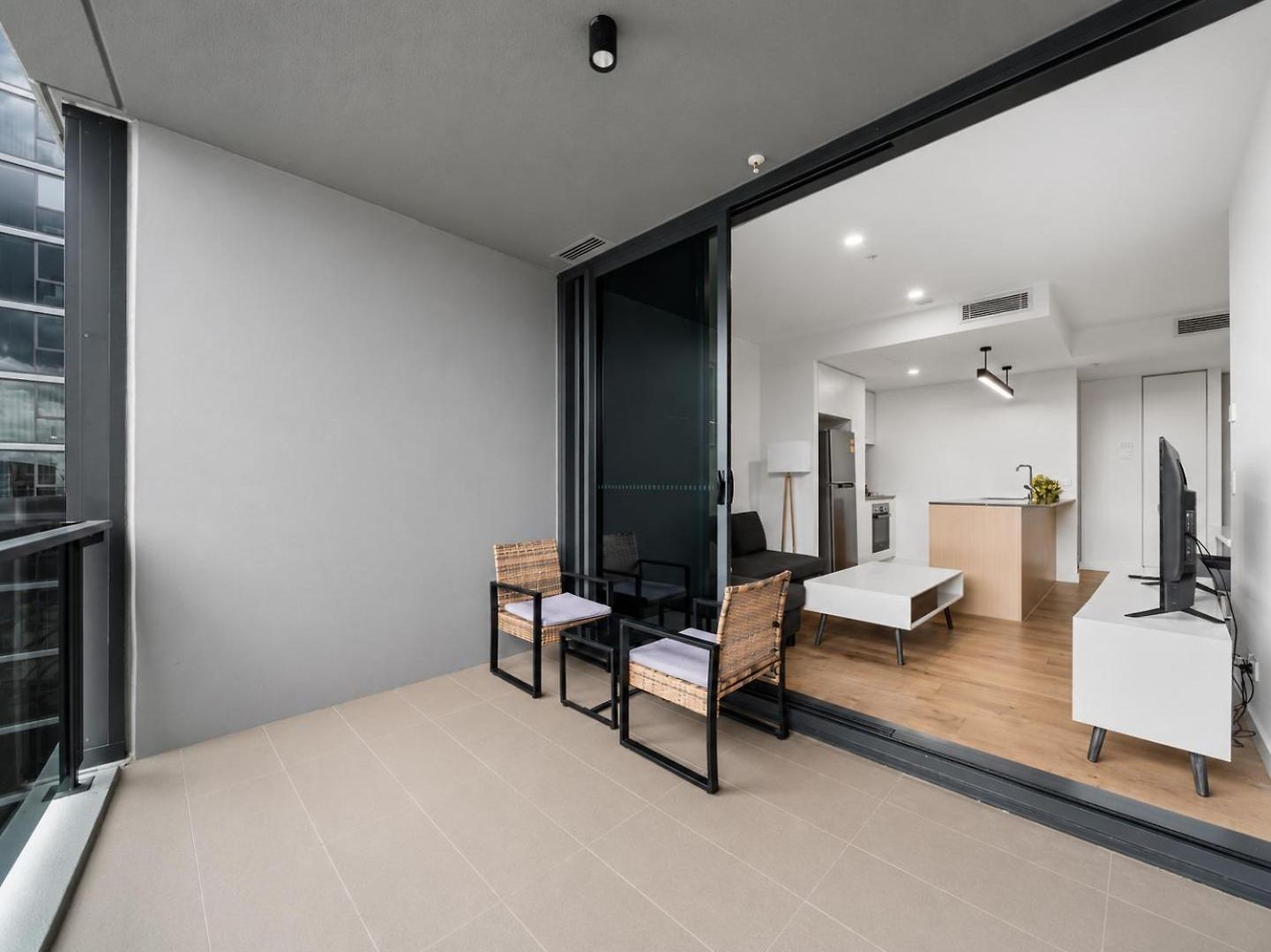 Serain Residences At One Apartment *