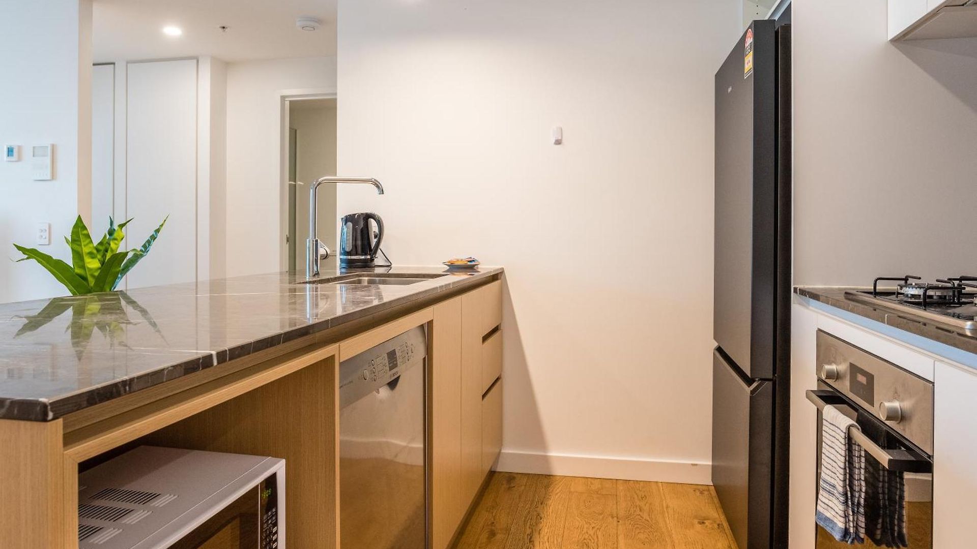 Serain Residences At One Apartment *