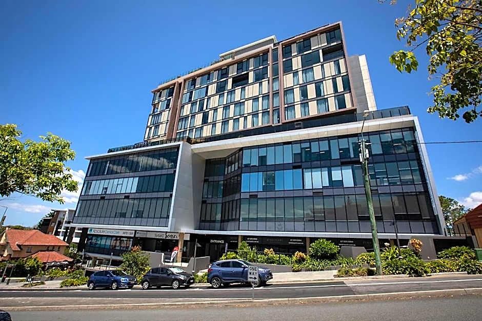 Essence Taringa Aparthotel 5*