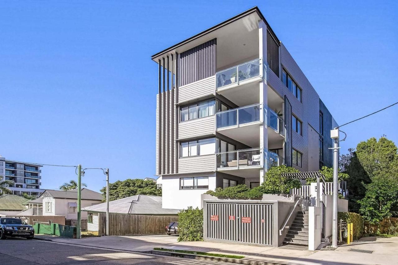 Contemporary Apt, Premium Local, Wifi, Wine, Cafes By Custom Hosting Apartment Brisbane