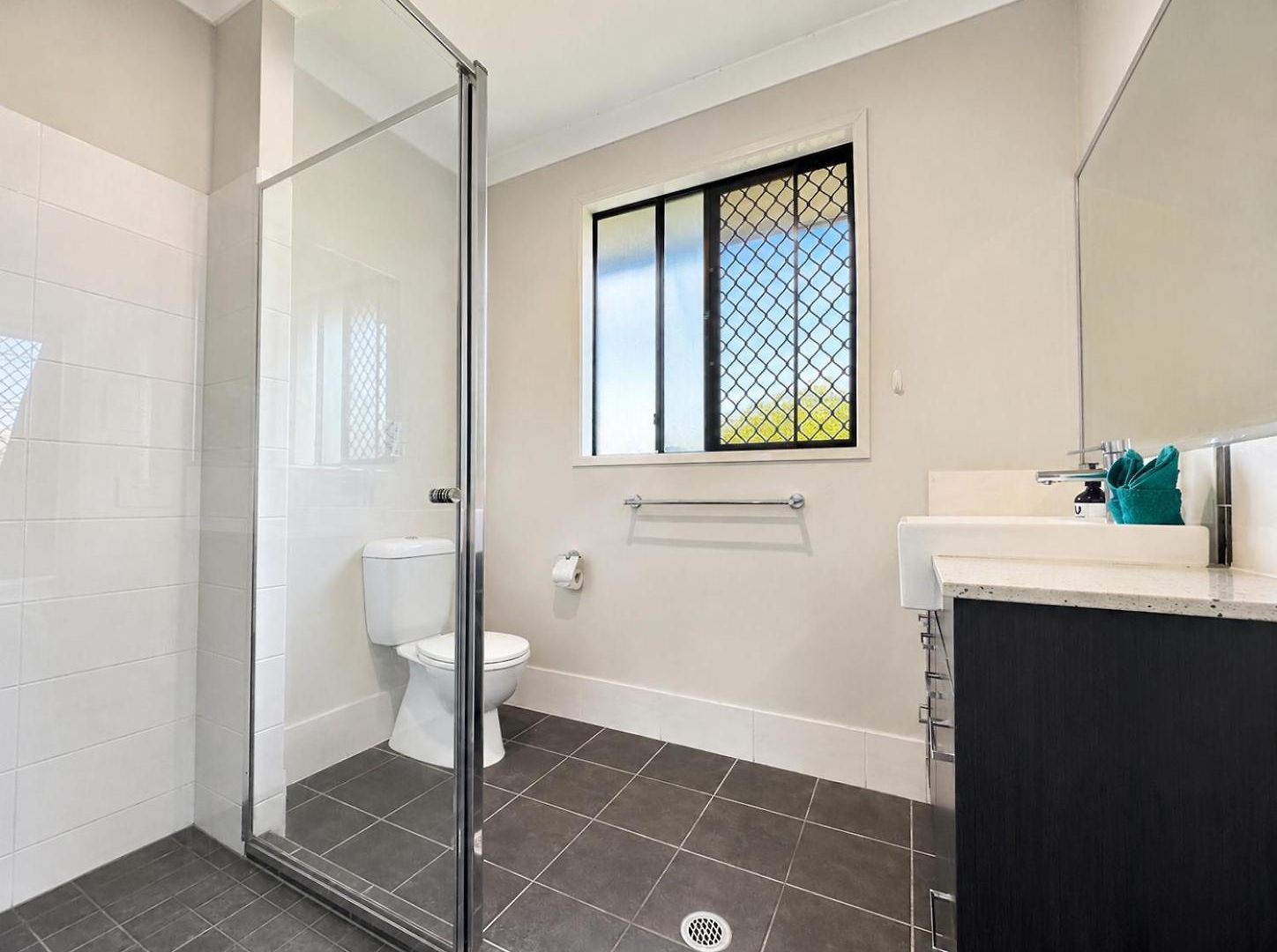 16b Peaceful Ensuite In Coopers Plains Brisbane