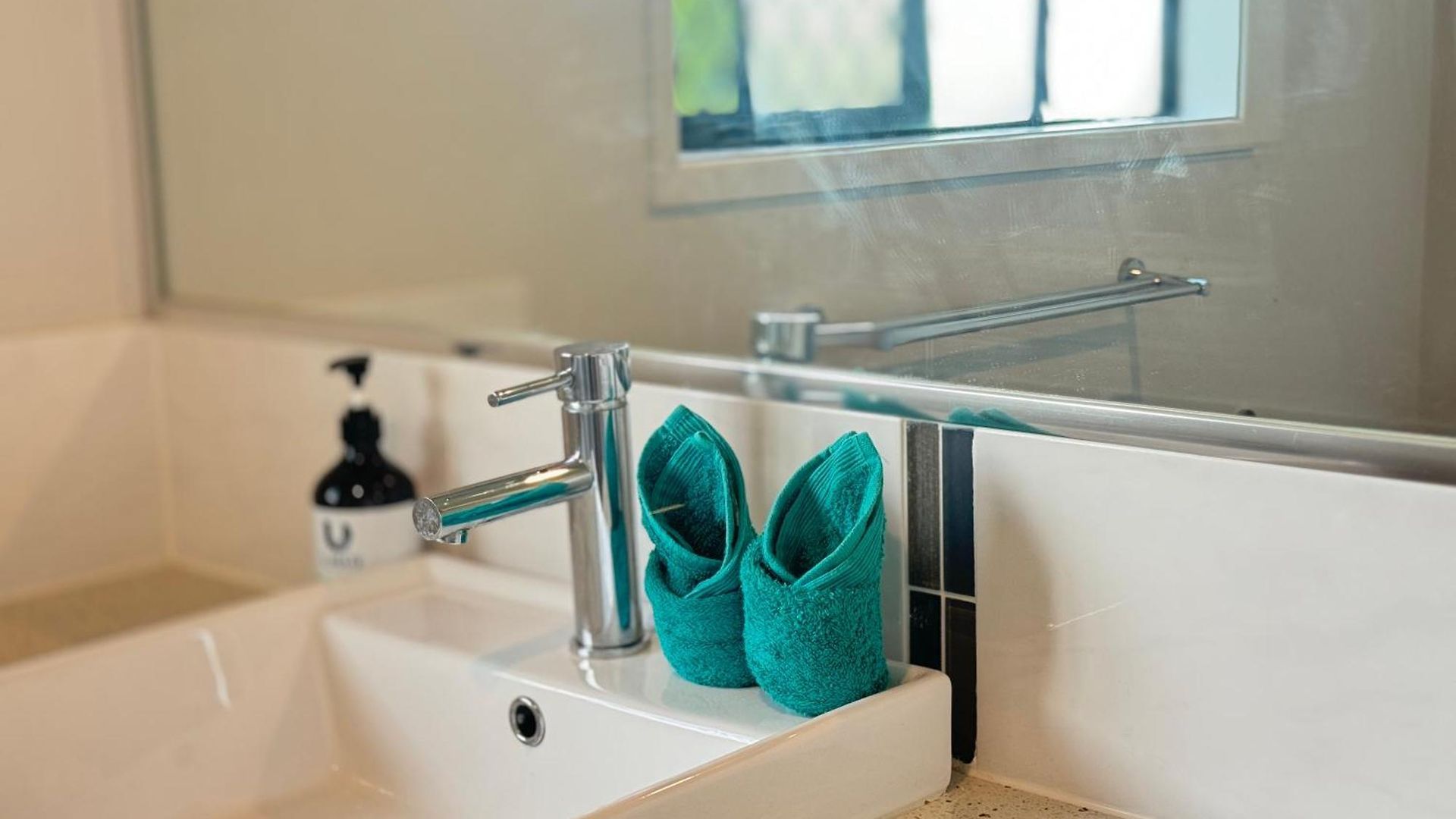 Guest house 16b Peaceful Ensuite In Coopers Plains 3*