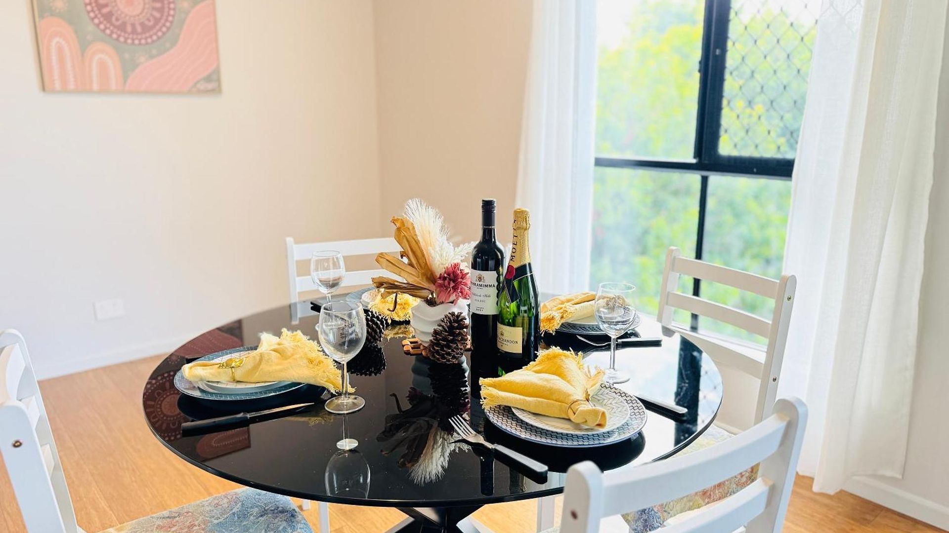 16b Peaceful Ensuite In Coopers Plains