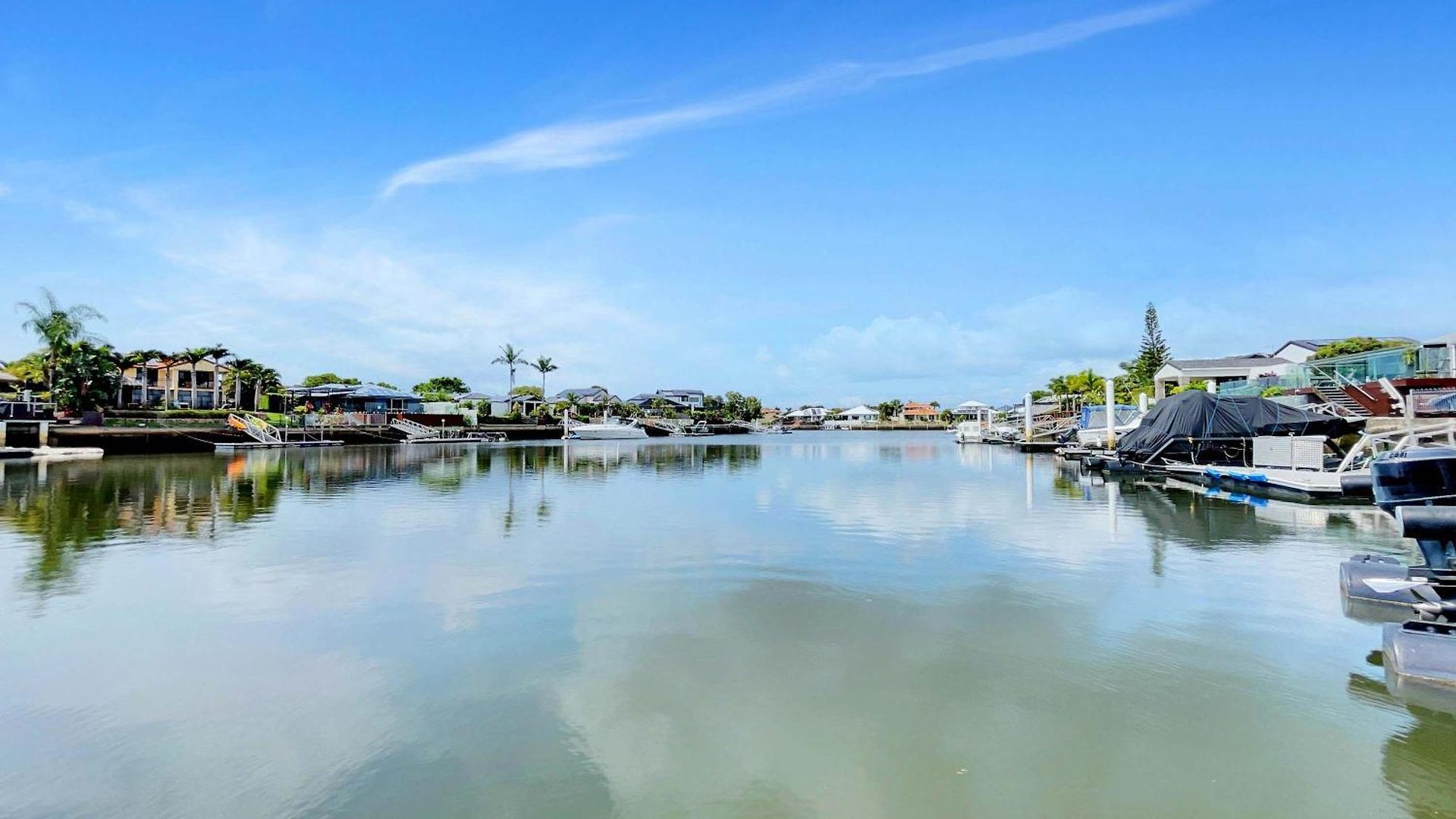 Spacious Family & Dog-Friendly Home On The Water Holiday home Brisbane