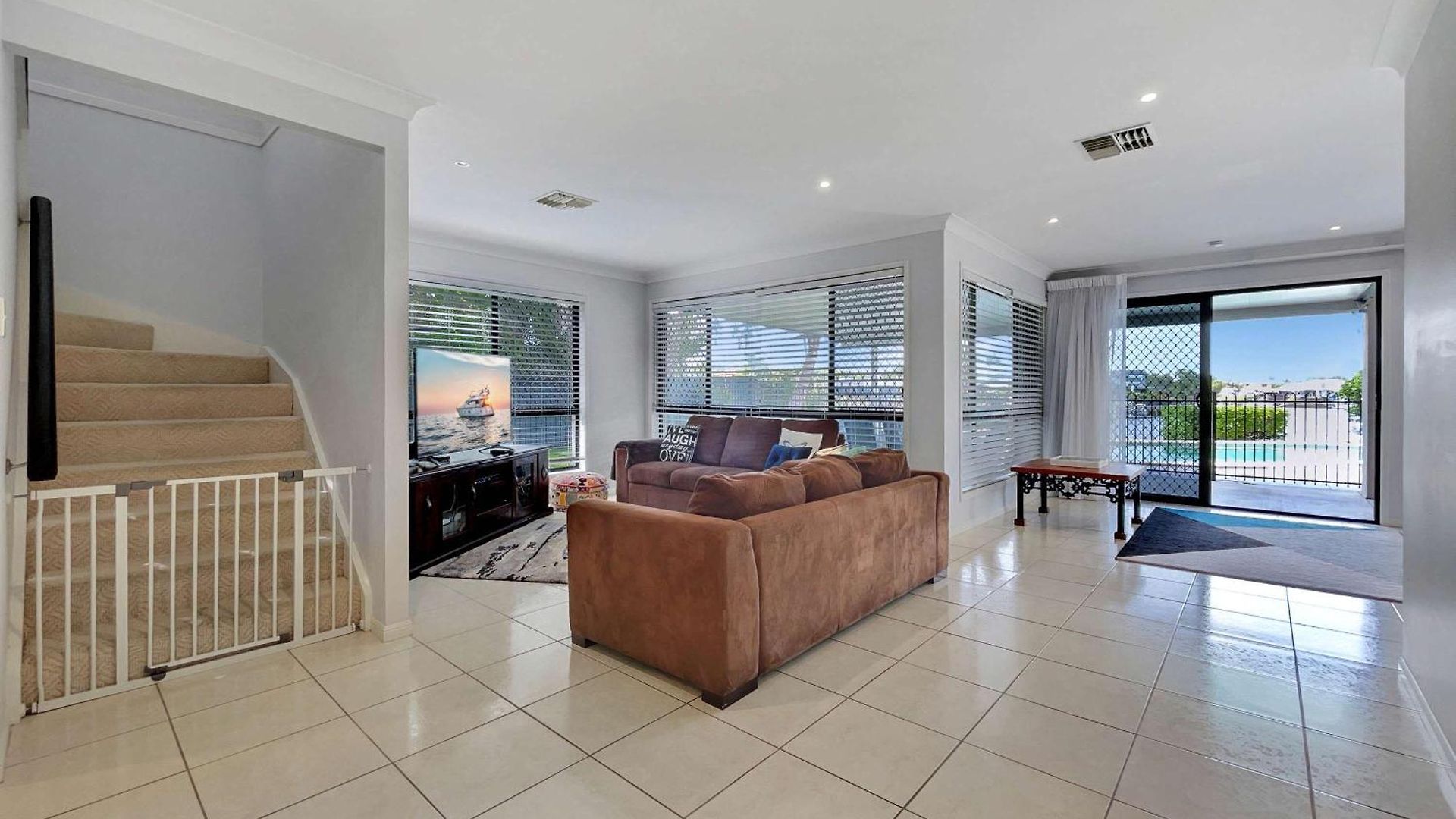 Spacious Family & Dog-Friendly Home On The Water * Brisbane
