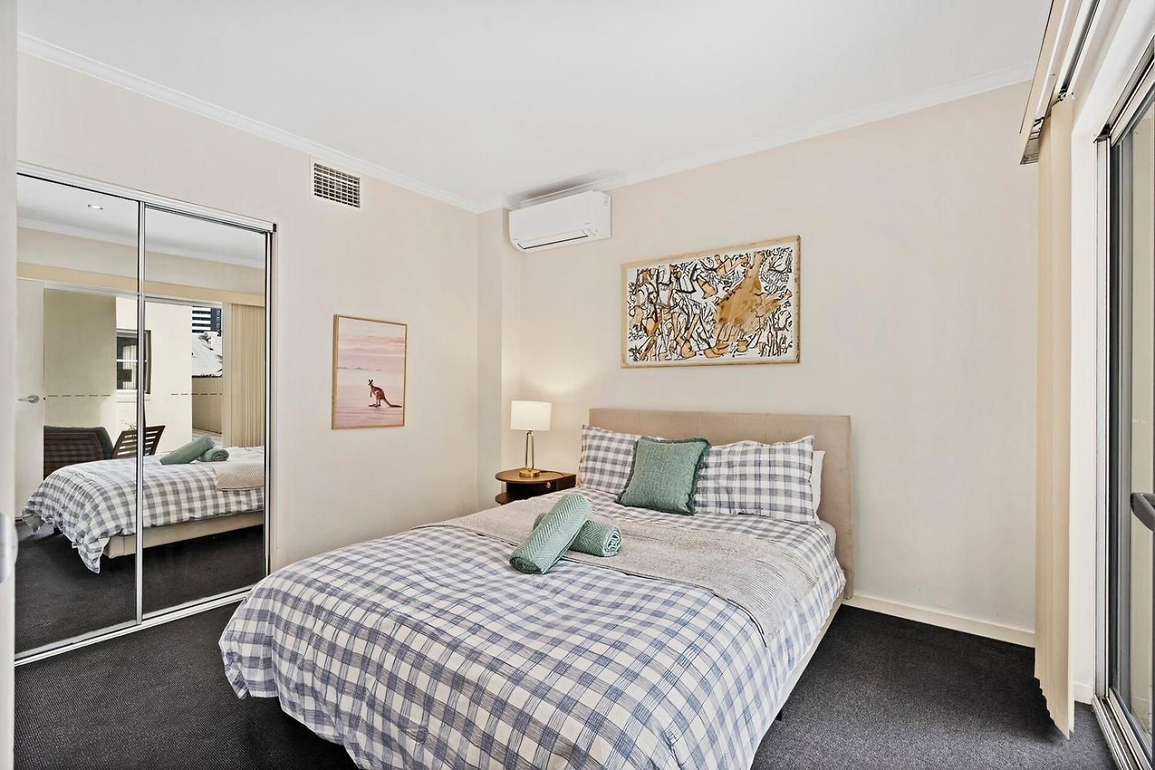 Apartment Stylish Escape Free Parking For 2 Walk To Cbd