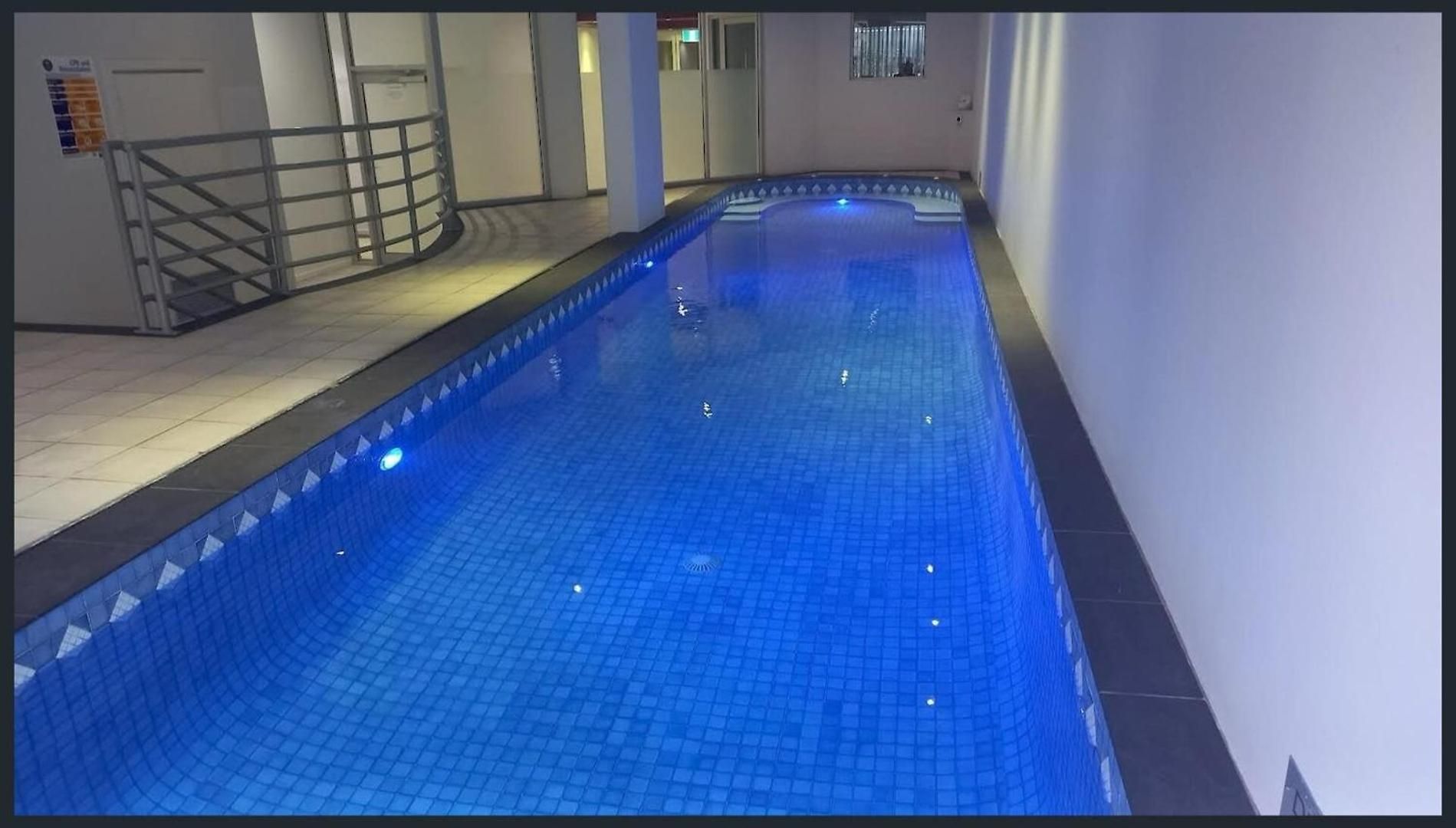 Apartment Stylish Escape Free Parking For 2 Walk To Cbd