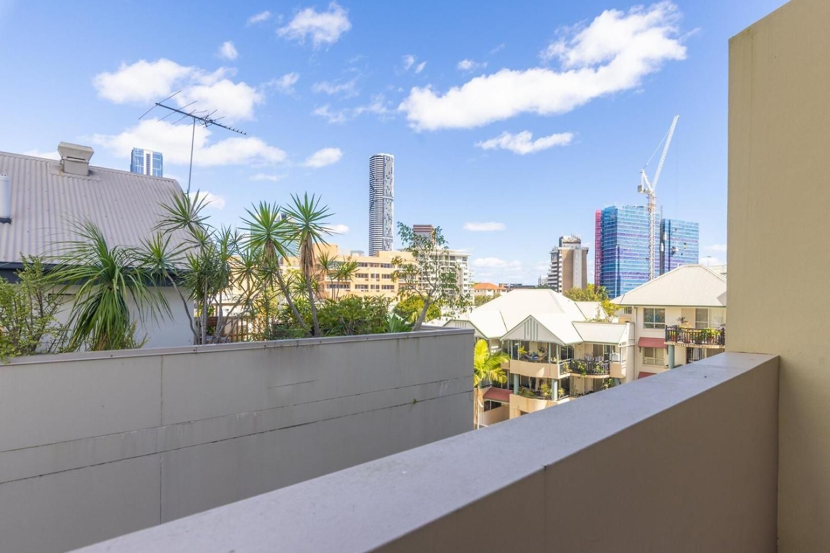 Apartment Stylish Escape Free Parking For 2 Walk To Cbd *