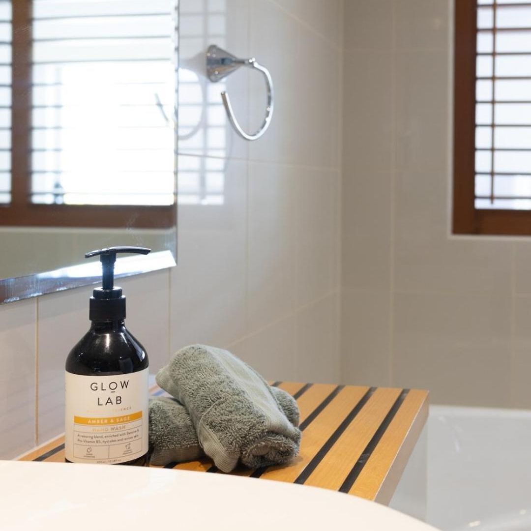 Stylish Escape Free Parking For 2 Walk To Cbd Brisbane