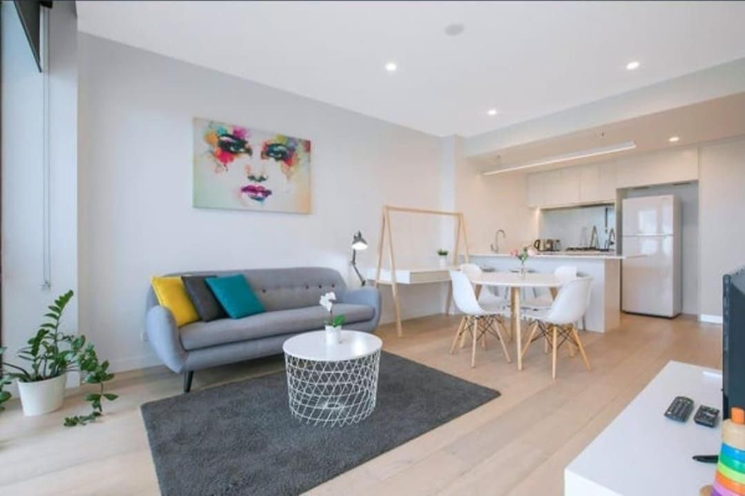 Bright Cbd 2 Bedroom Resort-style Escape Apartment Brisbane