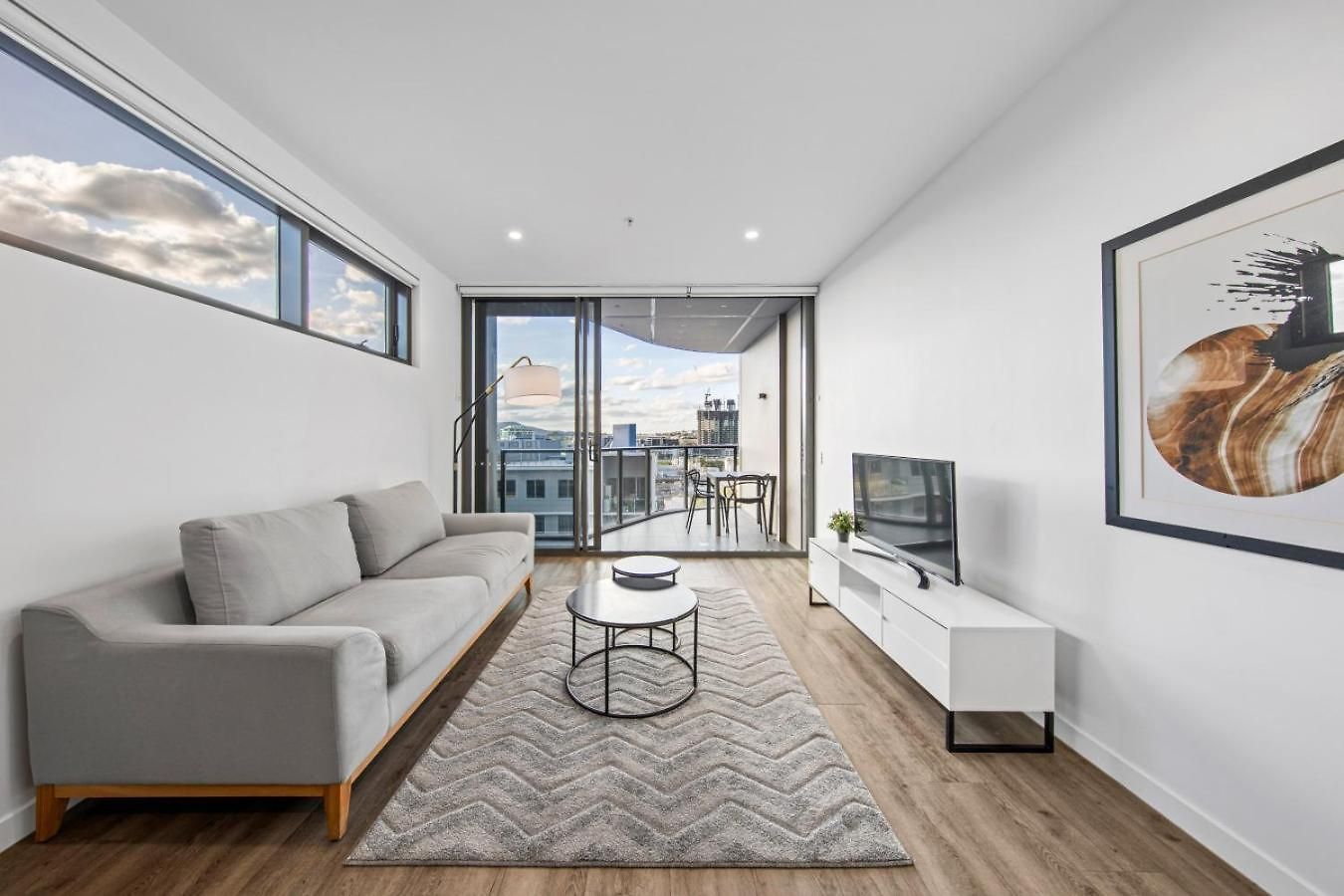 Cityside One Bedroom Getaway In South *