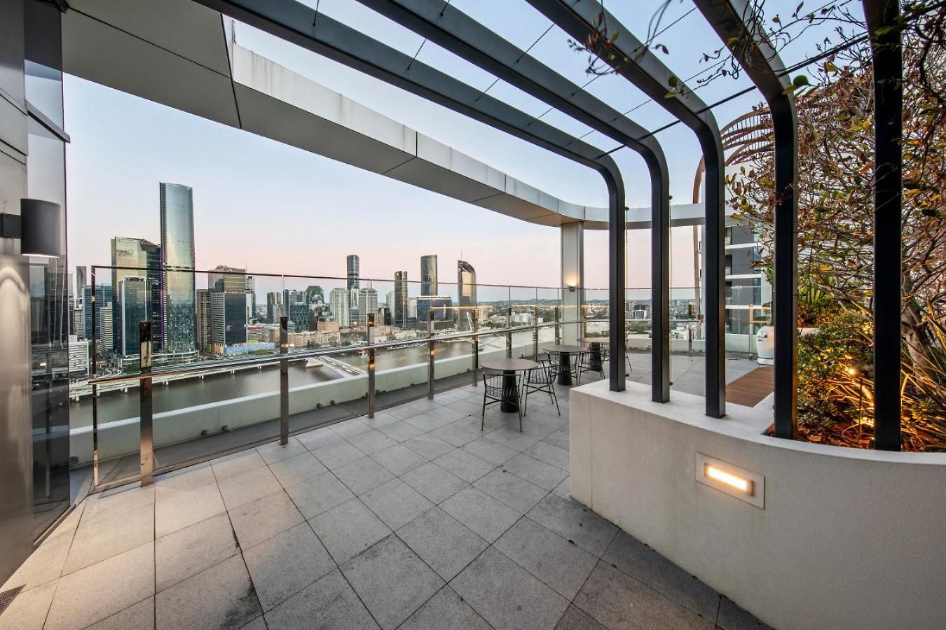 Cityside One Bedroom Getaway In South * Brisbane