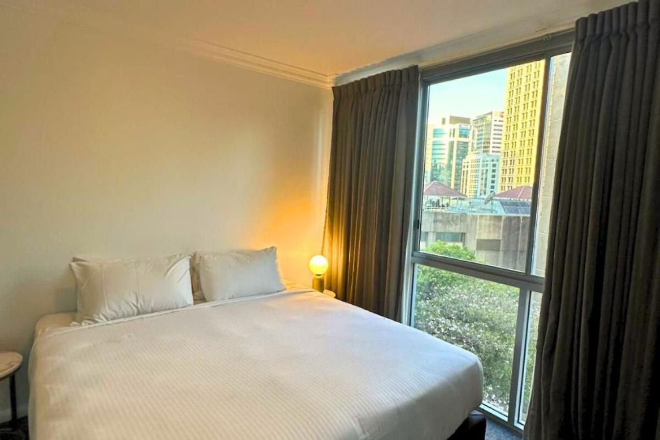 Sophisticated 3br At Apartment Brisbane