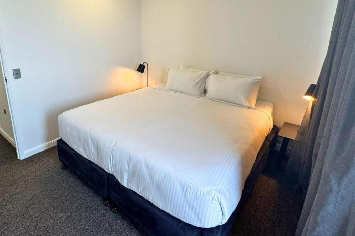Apartment Contemporary 3br Getaway In Cbd *