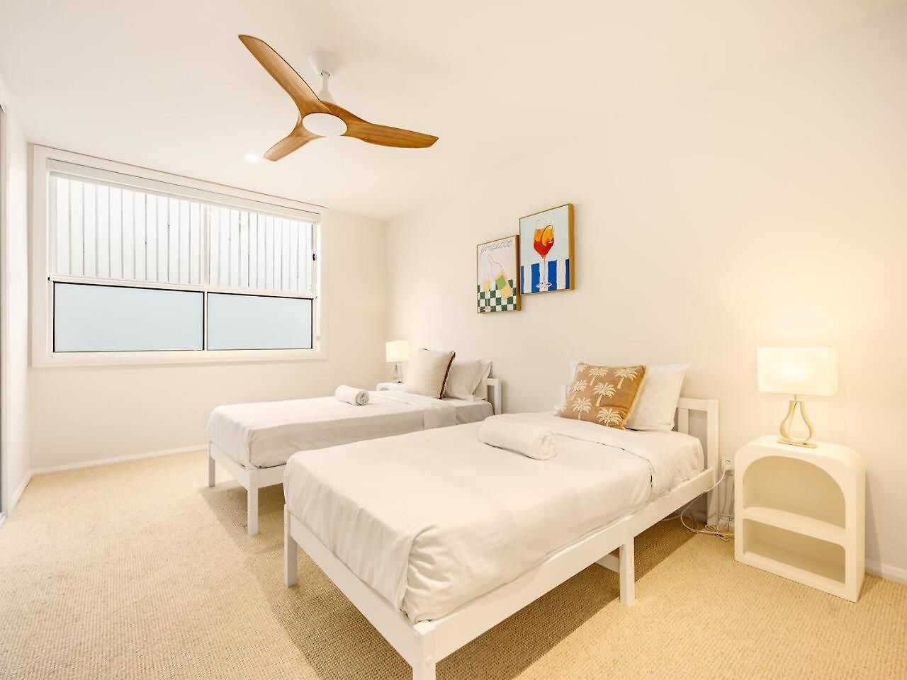 Brand-new 4br Luxury Living Near Airport And Mall Holiday home