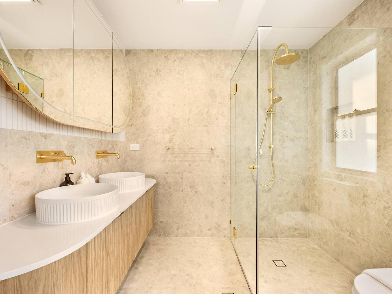 Brand-new 4br Luxury Living Near Airport And Mall Holiday home *
