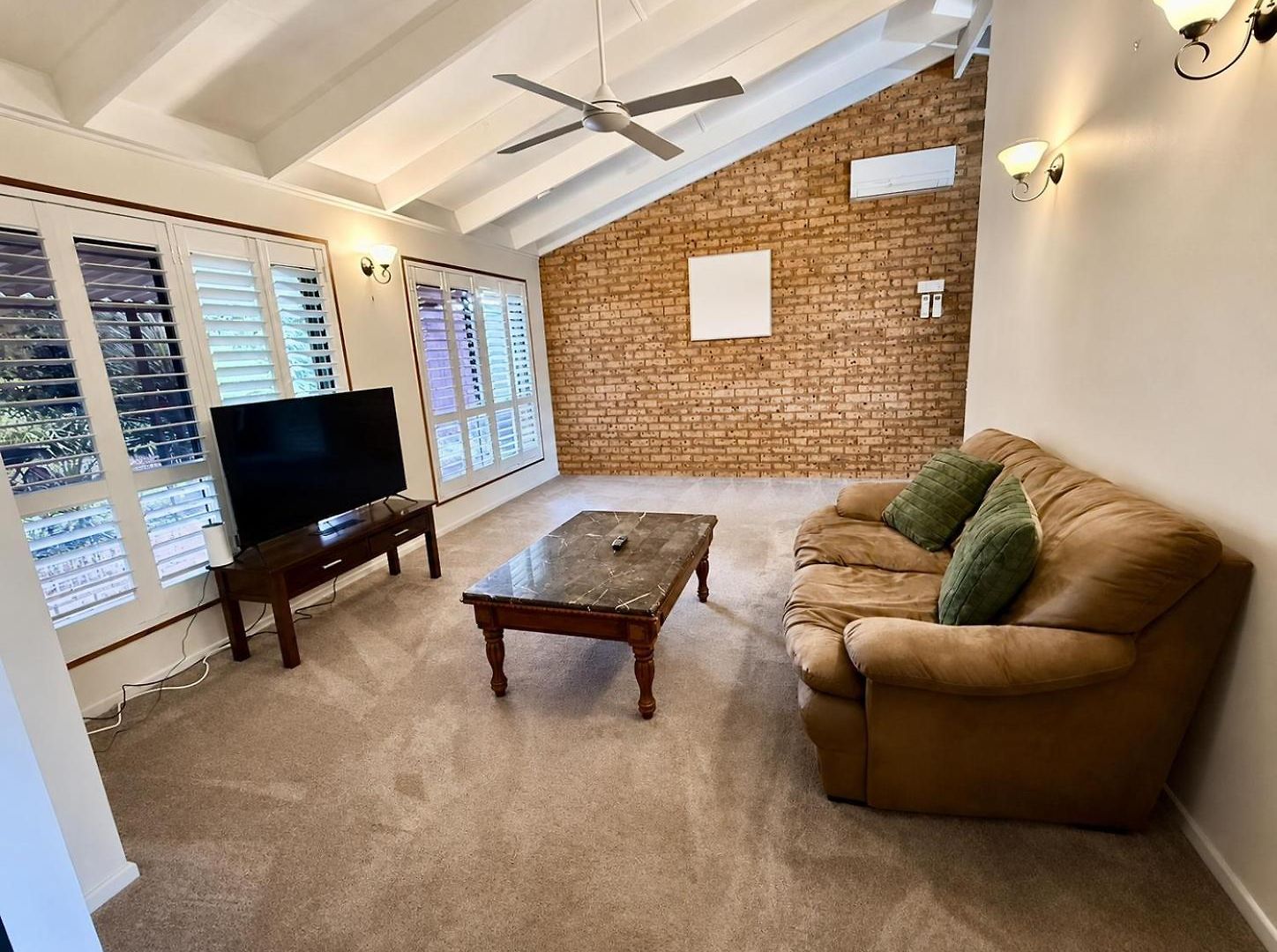 Quiet & Convenient 3br In Runcorn * Brisbane