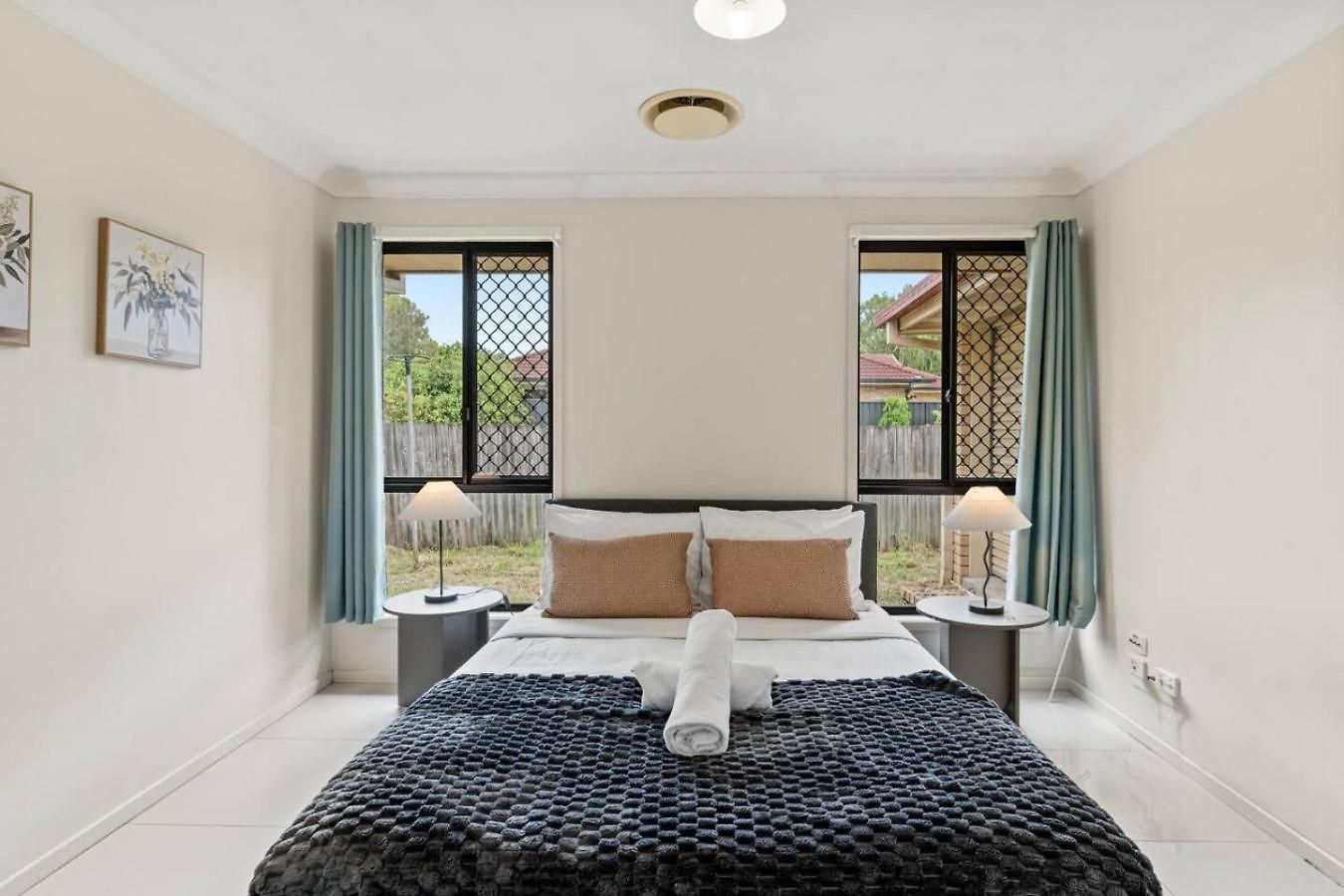 Affordable 4 Bedroom 2 Bathroom Family With Air Conditioning *