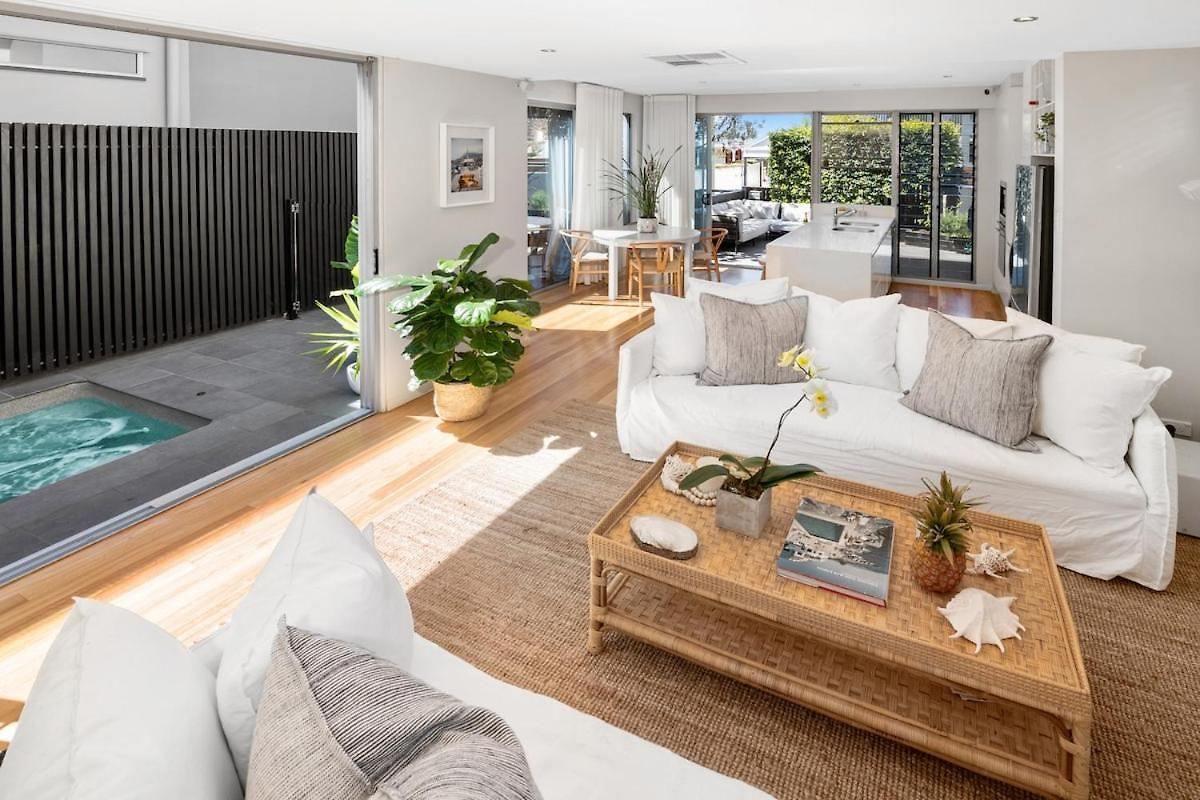 Holiday home House New Farm Architecturally Designed