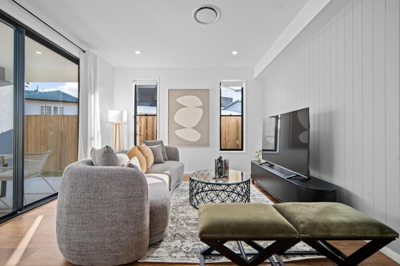 Comfortable 4 Bedroom Family With 3 Bathrooms And Air Conditioning Brisbane