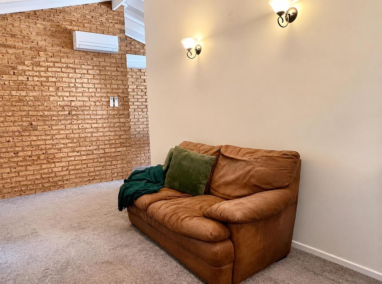 Quiet & Convenient 3br In Runcorn Brisbane
