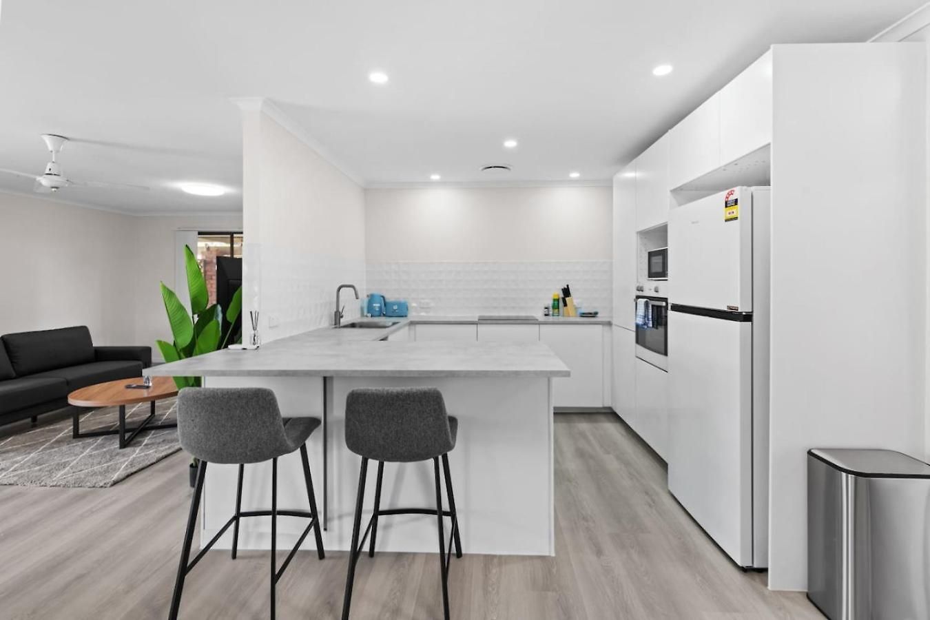 Holiday home Full Ac Renovated And Close To Sunnybank And Shops