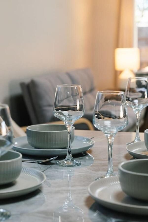 Pet Friendly &amazing Location 4 Bedroom House Holiday home Brisbane