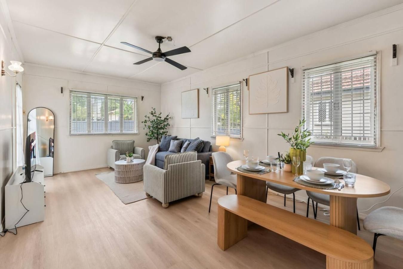Budget Friendly For 7 Two Minutes Walk To Train Brisbane