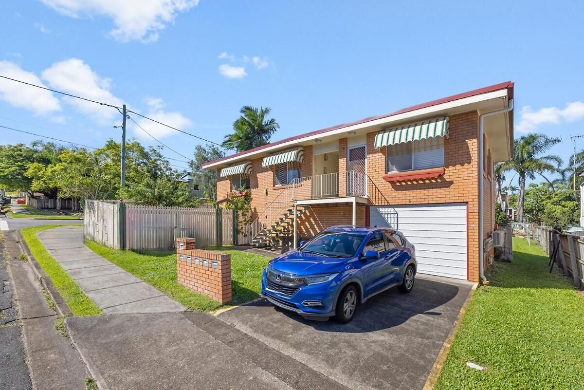 Beautiful 2 Bedroom Unit In Prime Location! Brisbane