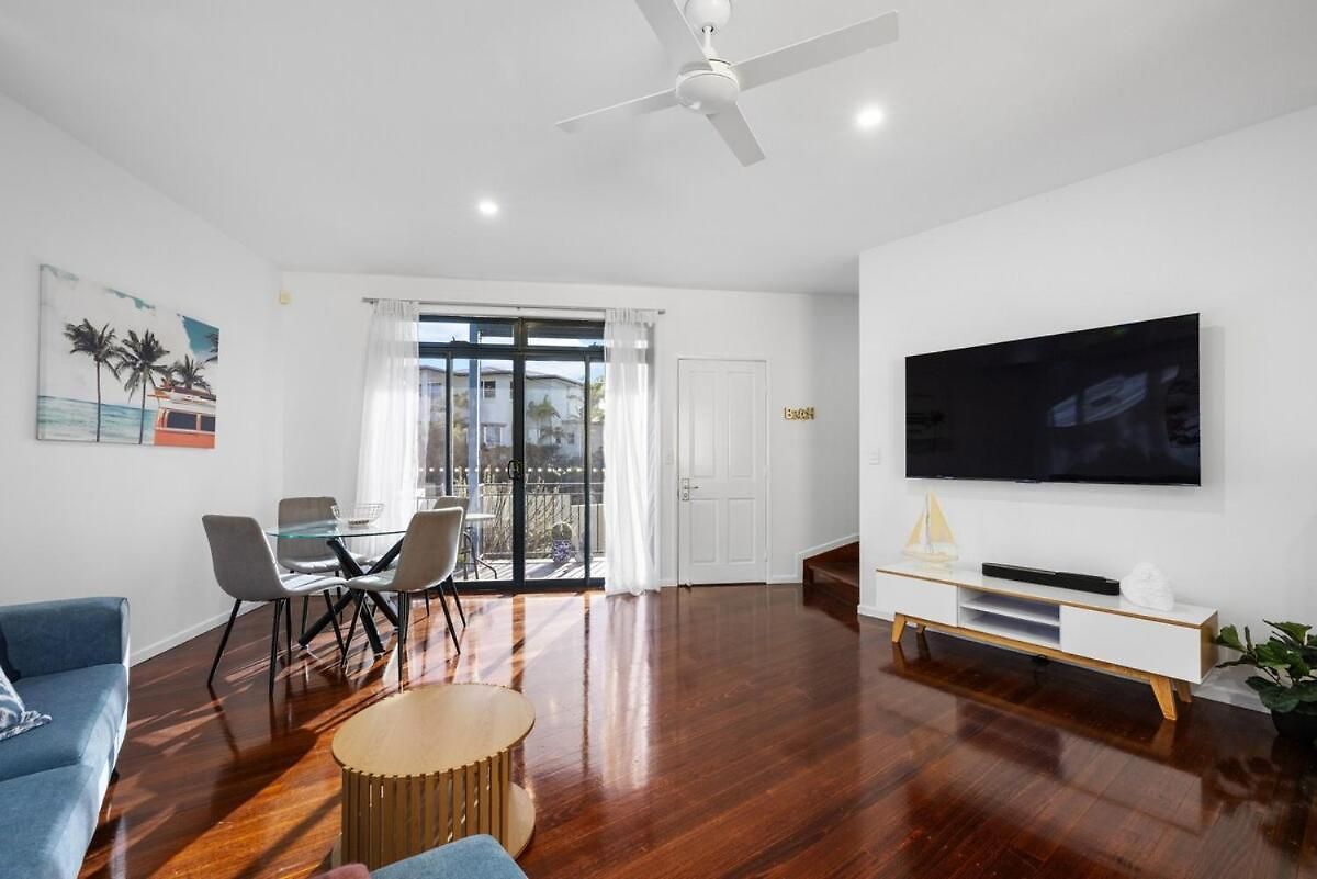 Manly View Townhouse Haven Holiday home Brisbane