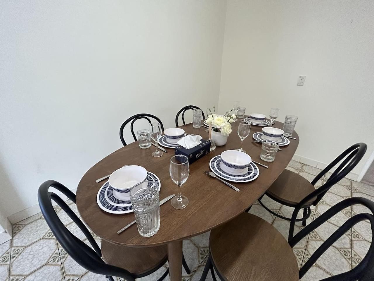 Great Value In Robertson 5 Mins To Shops Holiday home Brisbane