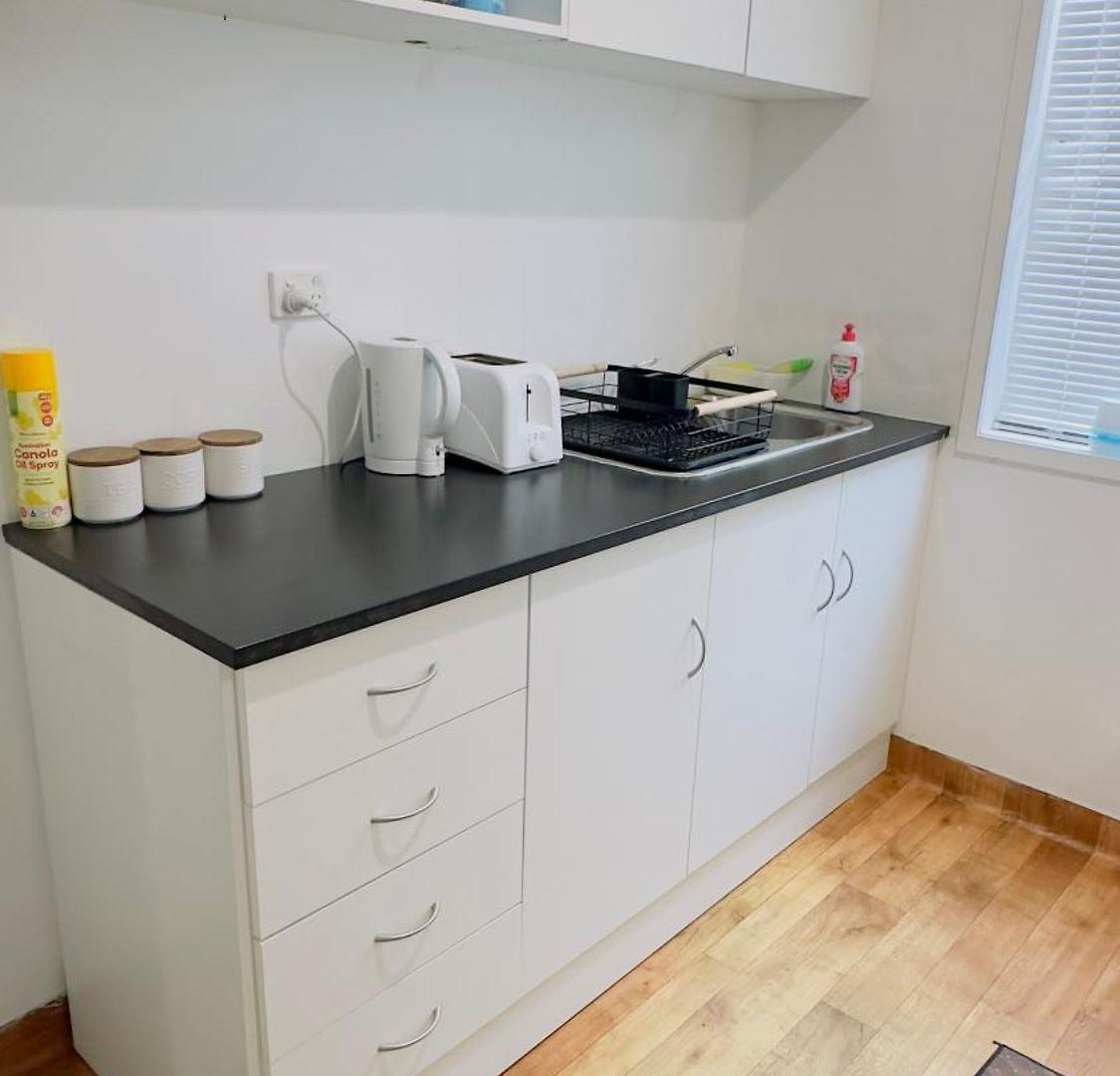 Private Guest House, Separate Entry Guest house Brisbane